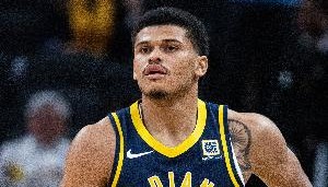 能攻善传！丹尼斯16中8拿到26分4篮板9助攻2抢断 正负值+5